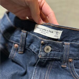 Abercrombie & Fitch Barrel Denim
